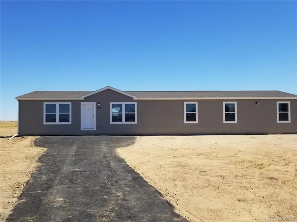 7350 Strasburg Road, Strasburg, CO 80136