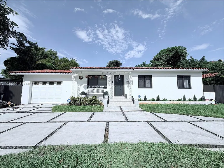 9021 N Miami Ave — Photo 19