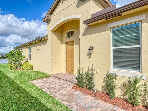 4th image of 12837 SW Lake Fern Cir