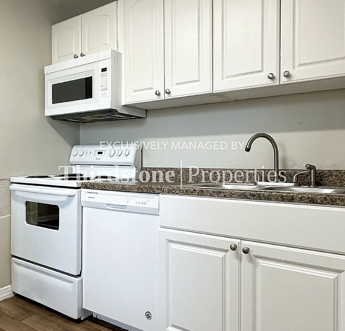 2406 Lamee Ave, Jacksonville, FL 32207 — Photo 3