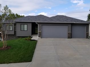 7718 S 173rd St, Omaha, NE 68136