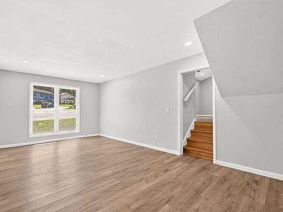4th image of 2136 Sara Ashley Way
