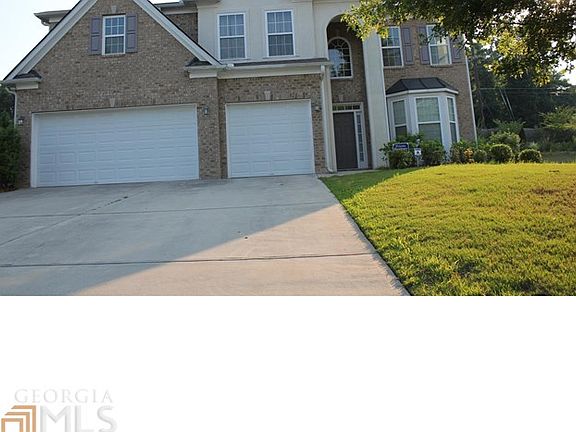 3rd image of 5305 Lake Beech Dr