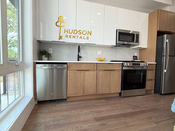 2nd image of 40 Lembeck Ave #308