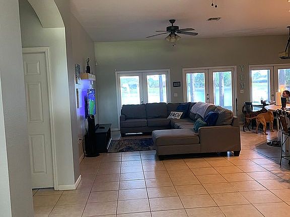 5th image of 2400 Weatherford Dr