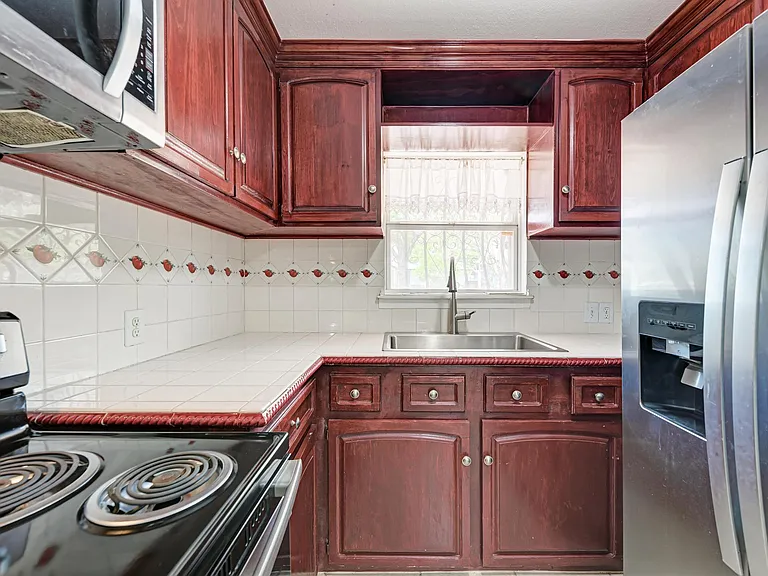 4701 Bandera Rd — Photo 15