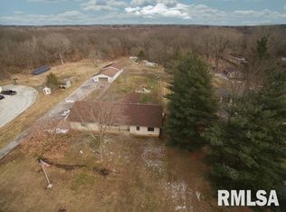 280 Pakey Rd, Springfield, IL 62712