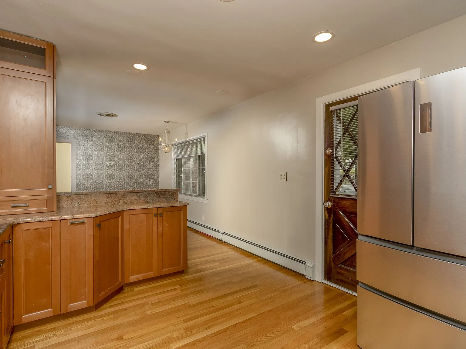 1 bed, $2,100 — Photo 4