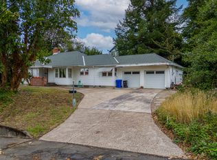 160 SE 2nd St, Toledo, OR 97391