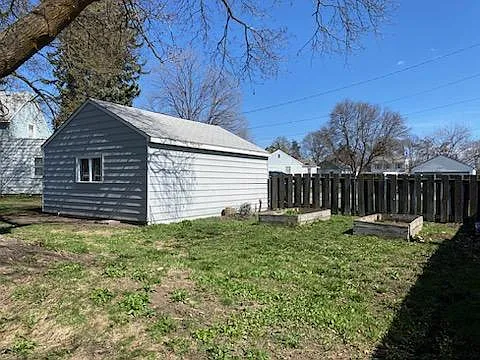 1421 N Farr Rd — Photo 6