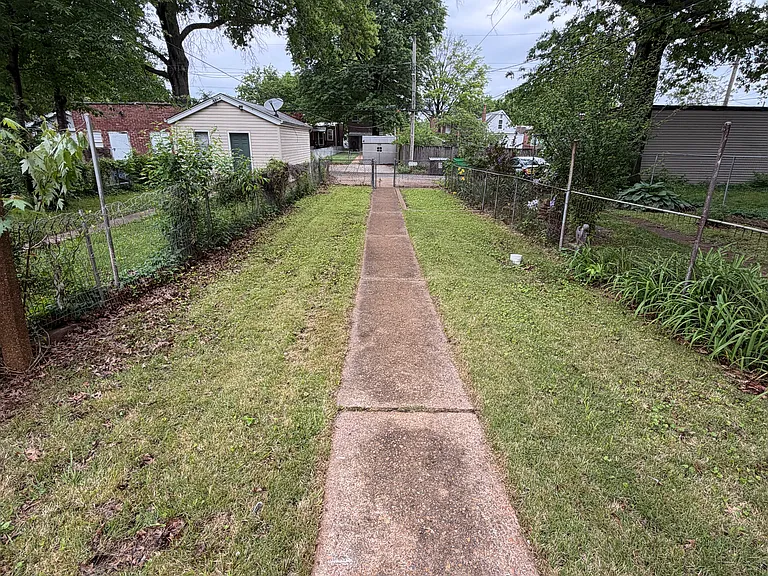 5329 Arsenal St — Photo 15
