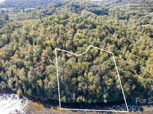 16 Harleys Cv, Waynesville, NC 28785