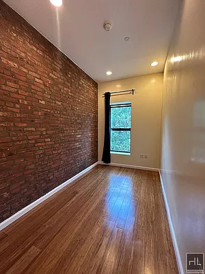 Rented by Highline Residential | media 23