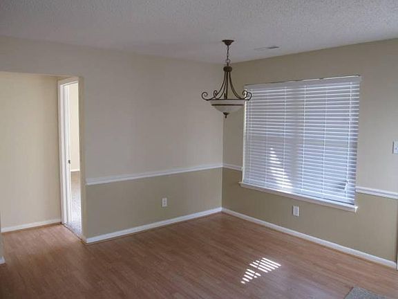 2nd image of 5204 Thatcher Way
