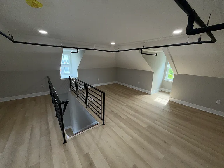 1201 Lindley Ave #3 — Photo 42