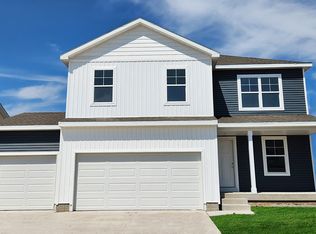 929 Hillside Pl, Polk City, IA 50226