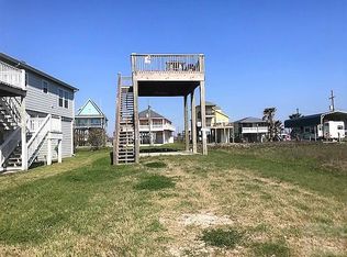 1811 Redfish Ln, Crystal Beach, TX 77650