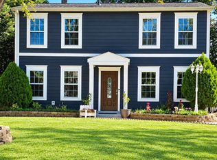 14411 Summerton Ln, Woodbridge, VA 22193