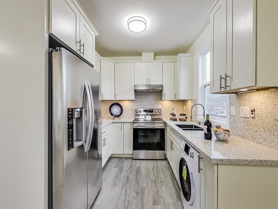 1st image of 31155 Brooklyn St #B