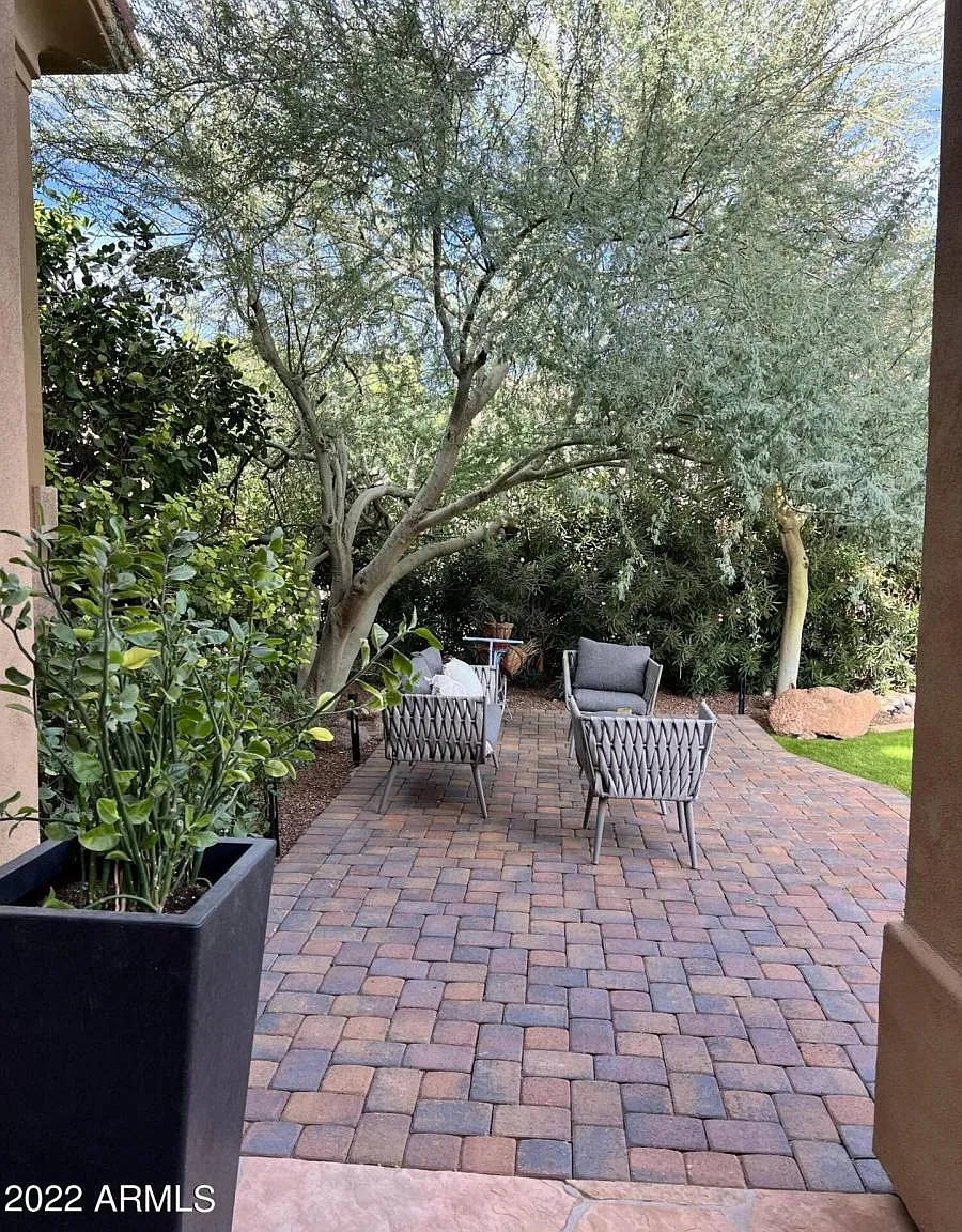 4 bed, 3800 sqft, $5,000 — Photo 3