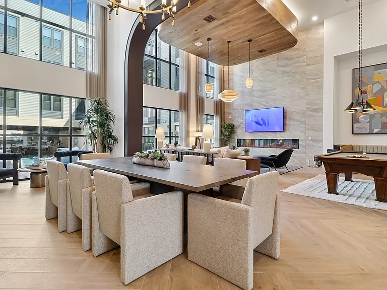 The Brentwood — Photo 14