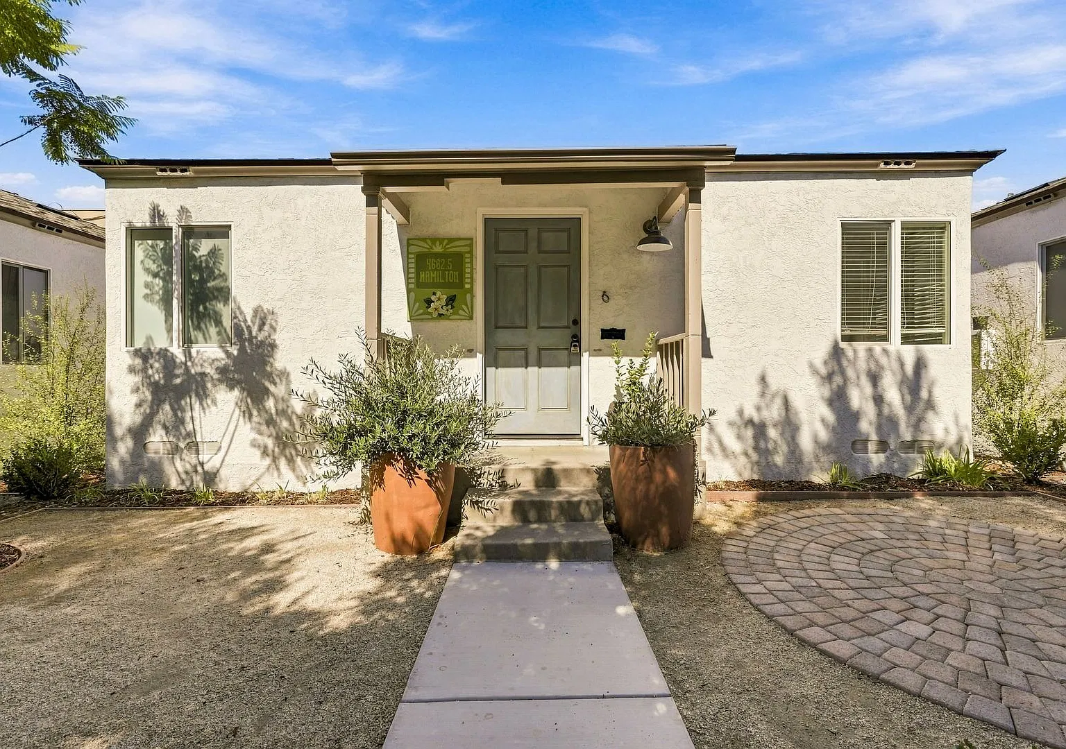 Hamilton 4-Plex — Photo 1
