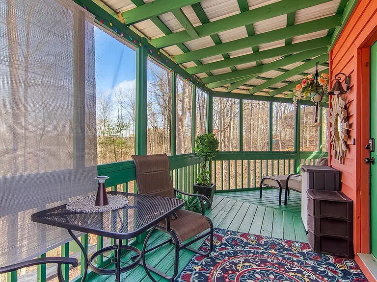 102 Mizzen Ct — Photo 27