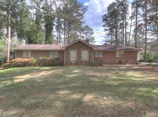 210 Hidden Valley Rd, Fayetteville, GA 30214