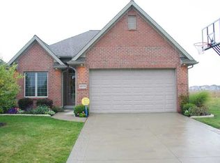 14904 Lake Winds Dr, Perrysburg, OH 43551