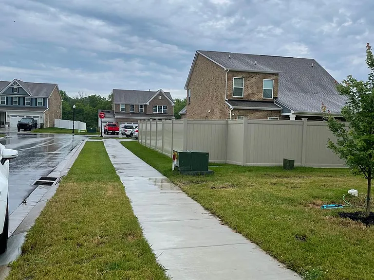 308 Grassy Glen Dr — Photo 15
