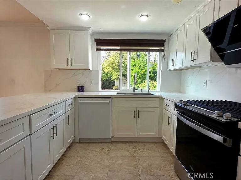 1514 Cronin Dr — Photo 8