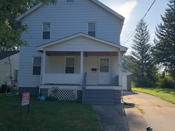 55 Avalon Dr, Bedford, OH 44146