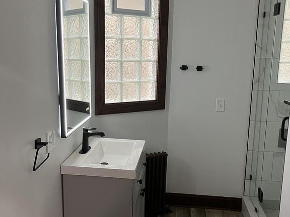 2nd image of 425 Crescent Ave #2