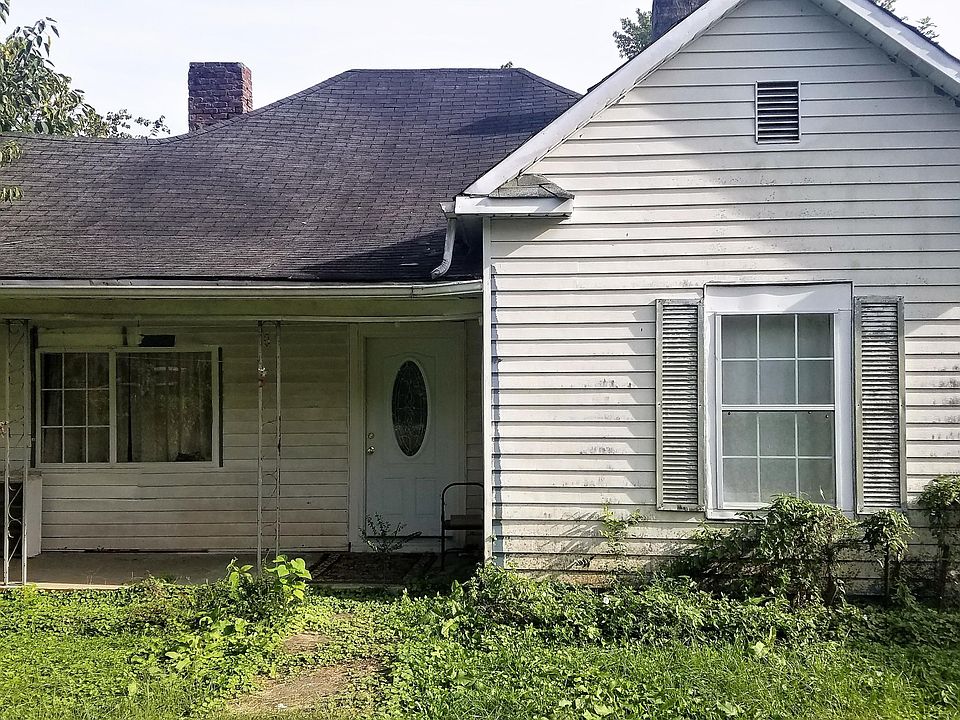 1st image of 2742 Washington Ave