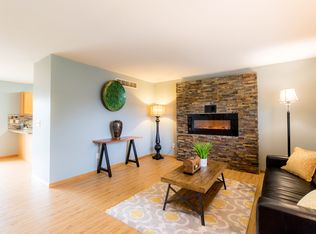 1910 1st St NW, Rochester, MN 55901