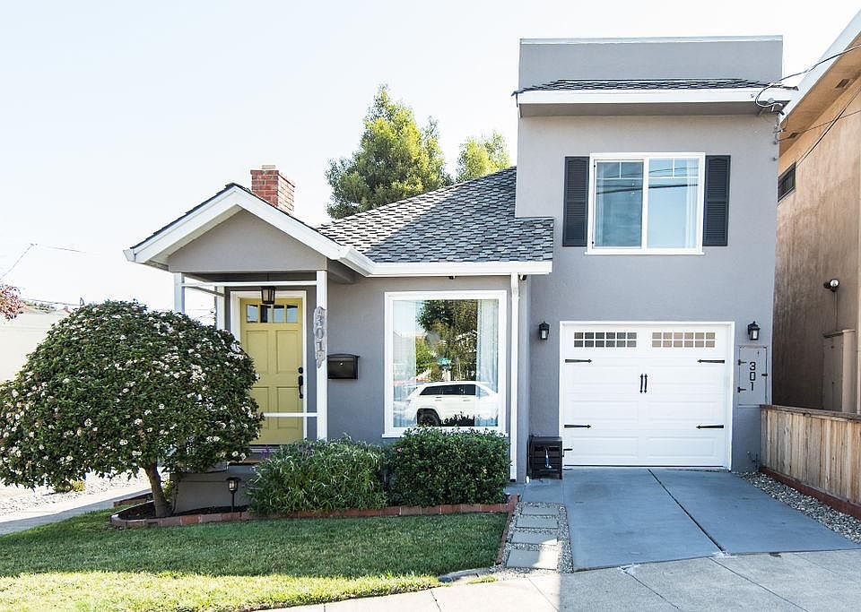1st image of 301 Chapman Ave