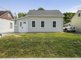 9713 Park Ct, Sturtevant, WI 53177