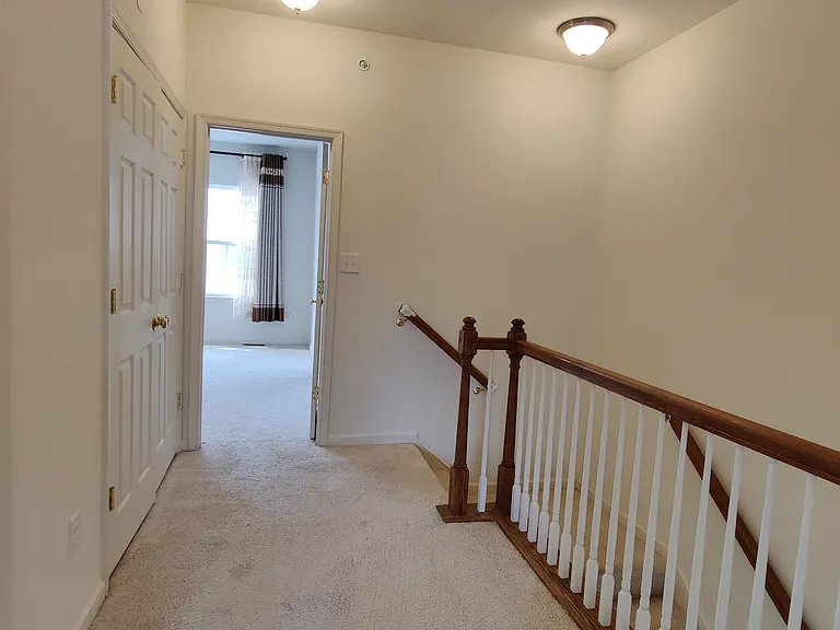 1335 Parish Ave — Photo 12