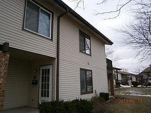 3rd image of 1321 Kingsbury Dr Unit 5