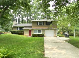 3620 Arlington St, Saint Joseph, MI 49085