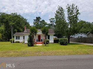 319 E Chester Ave, Kingsland, GA 31548