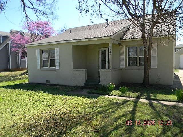 1st image of 708 Kaw St