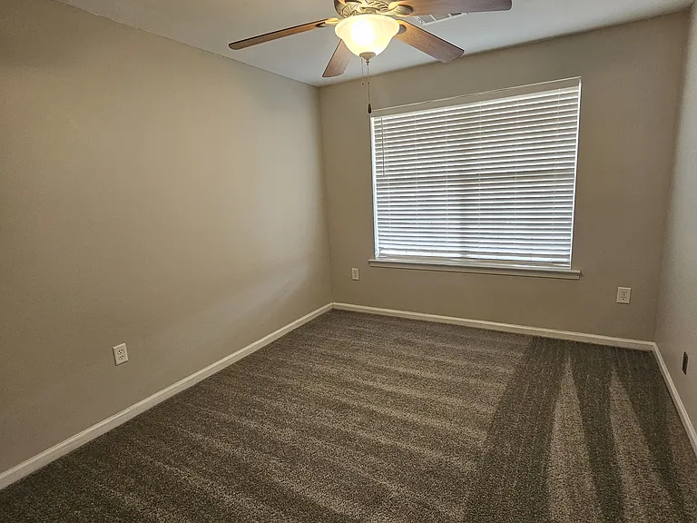 1269 Windrow Dr — Photo 19