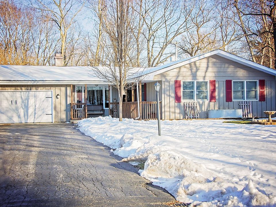 1st image of 3440 N Pheasant Dr