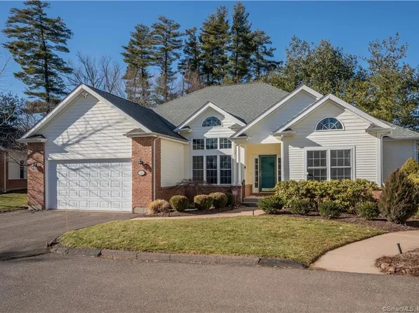 64 Emily Way #64, West Hartford, CT 06107