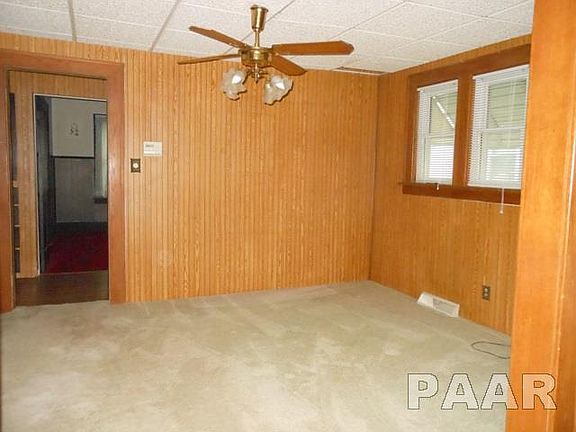 5th image of 2715 N California Ave