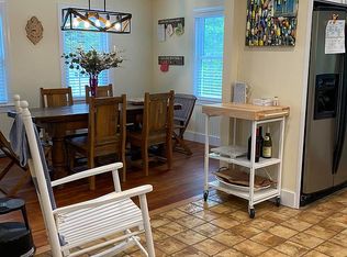 225 Beath Rd, Boothbay, ME 04537