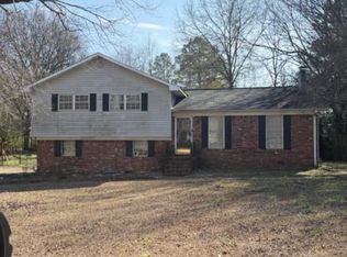 509 Canterbury Rd, Pelham, AL 35124