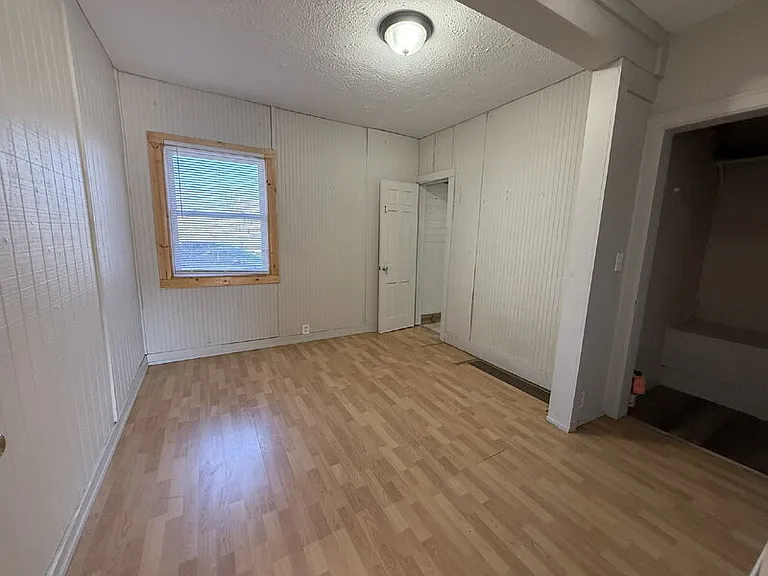 821 Broadway Ave #1 — Photo 10