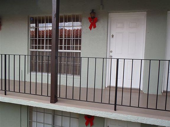 5th image of 10776 N Kendall Dr APT F10